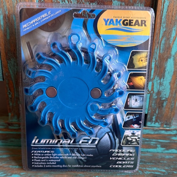 LuminaLED Multipurpose Outdoor Adventure Utility Light by YAKGEAR - Picture 1 of 8